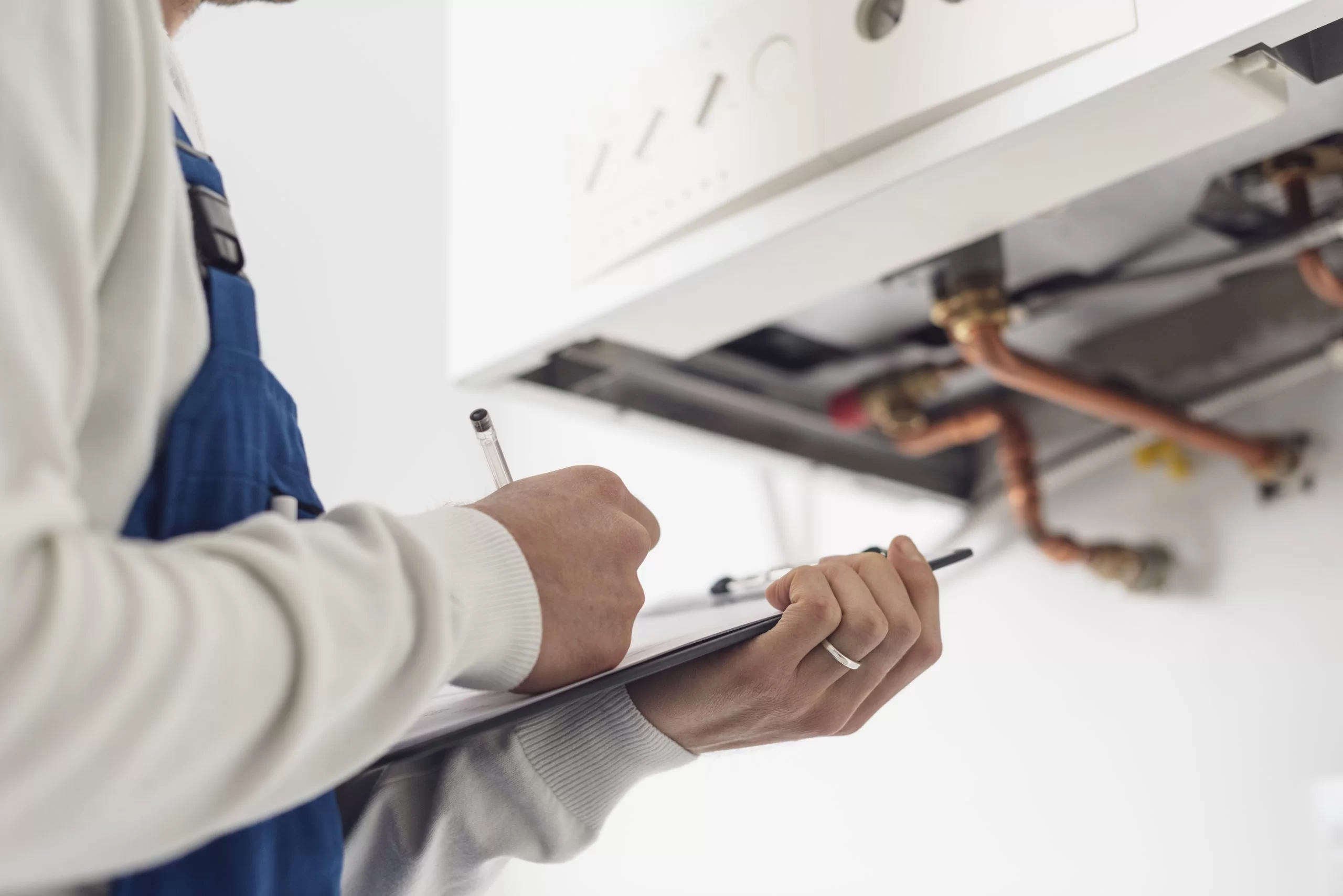 Schedule the best boiler servicing in Buckinghamshire the smart way. Follow our guide to save money & avoid breakdowns.