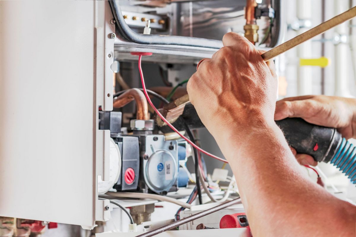 Schedule the best boiler servicing in Buckinghamshire the smart way. Follow our guide to save money & avoid breakdowns.